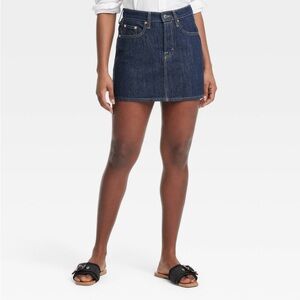 NEW Universal Thread Mid-Rise Denim Mini Skirt sz. 6